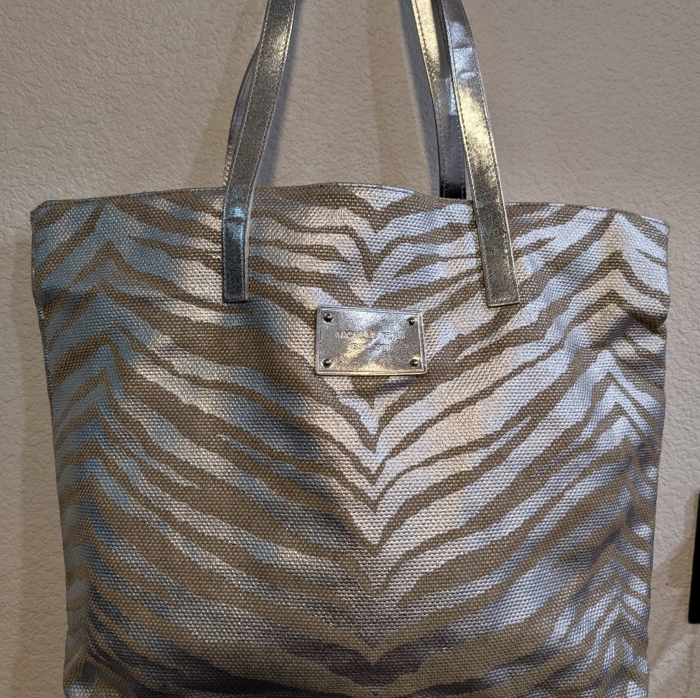 Michael Kors tote